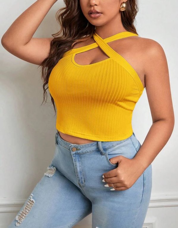 Top con tira cruzada delantera