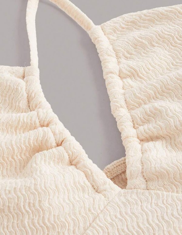 Blusa con tirantes cruzados