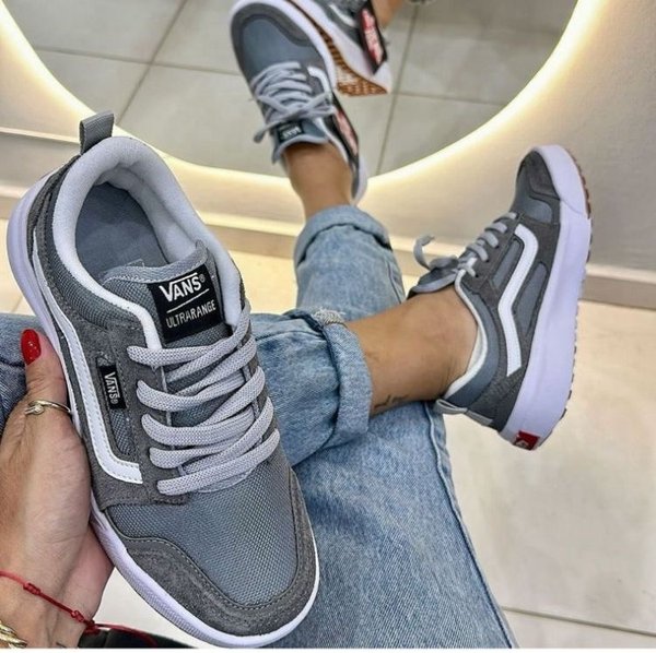 Vans UltraRange