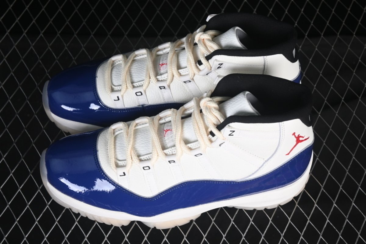 Jordan 11 - 6