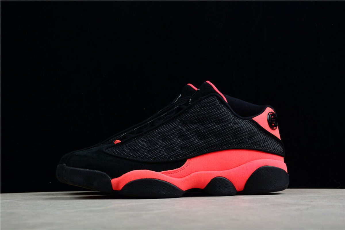 Jordan 13 Low x CLOT