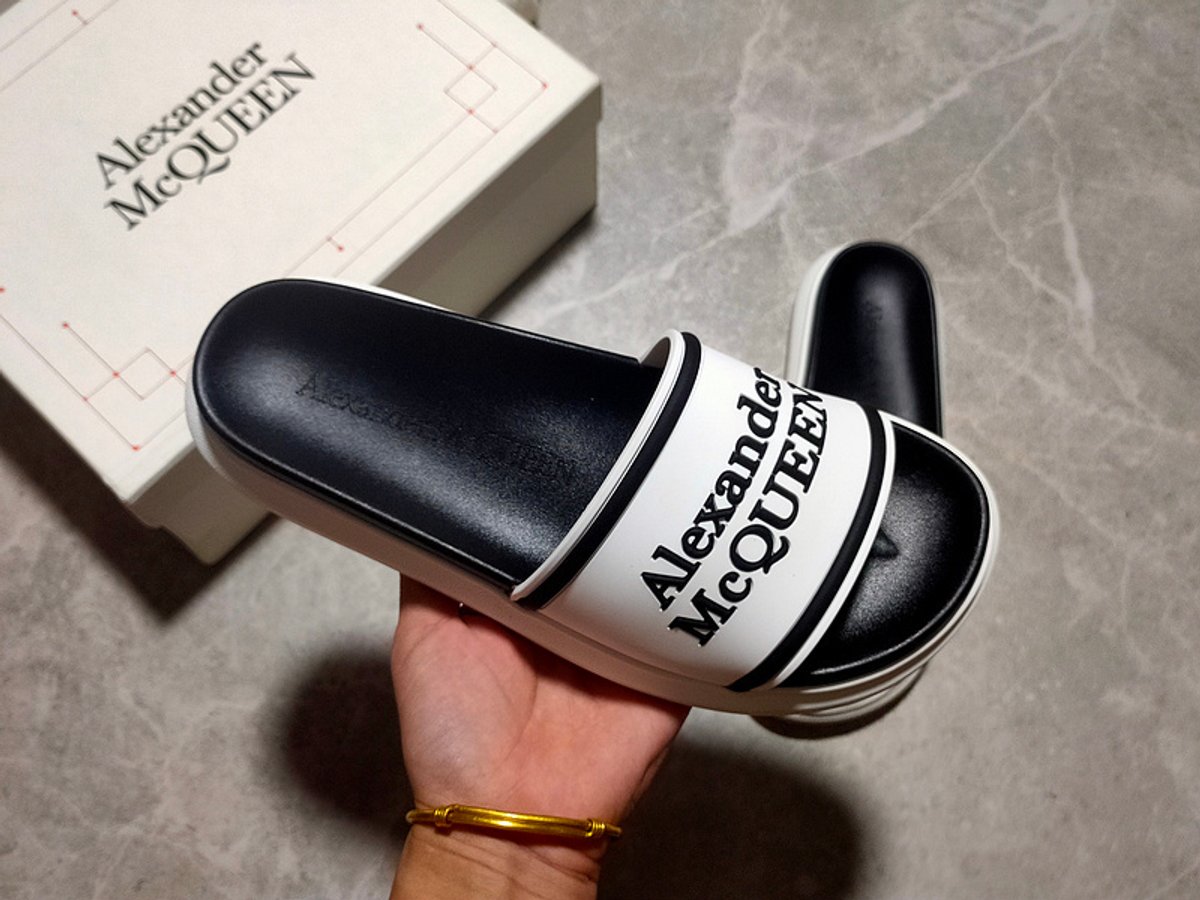 Chanclas Alexander Macqueen