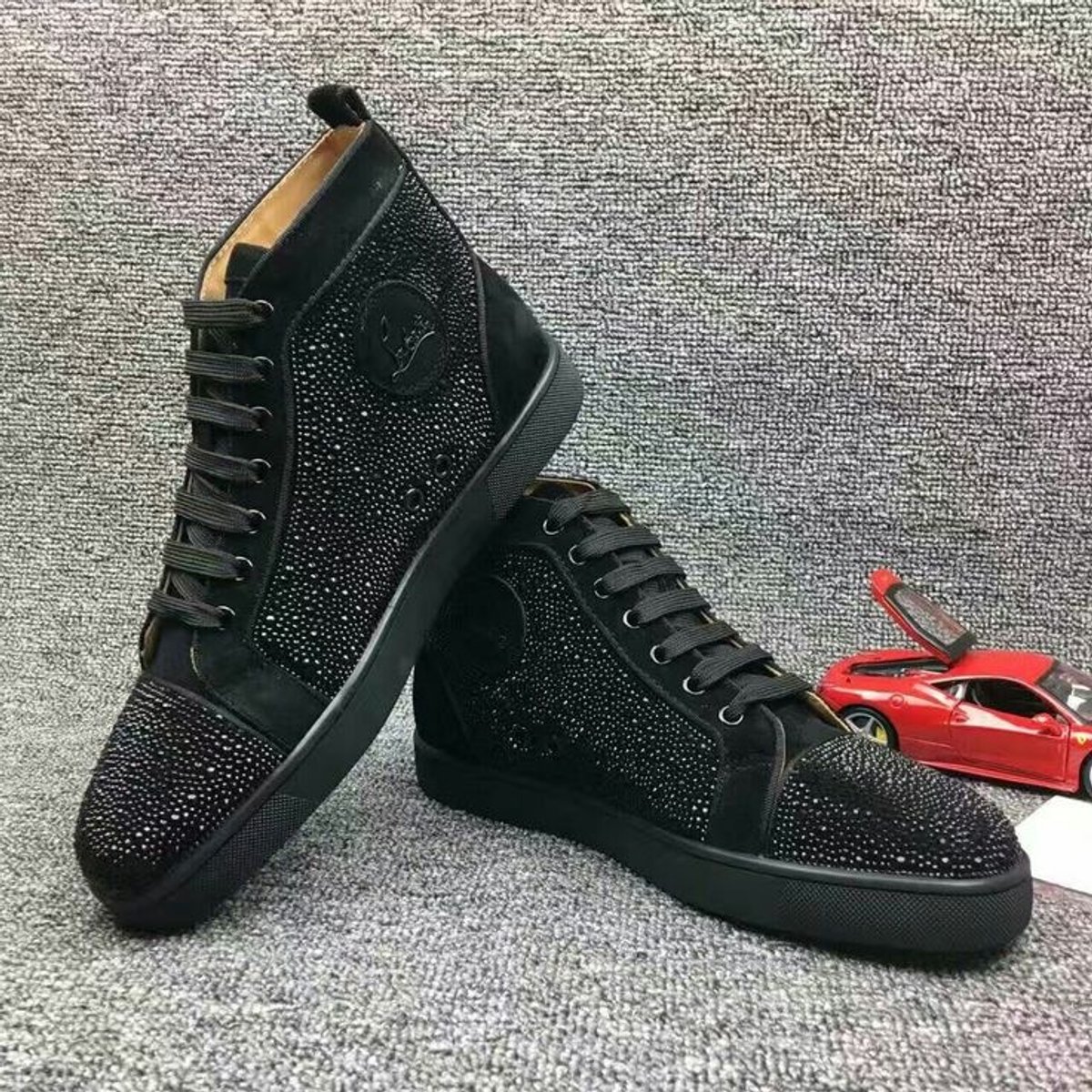 Christian Louboutin - 2