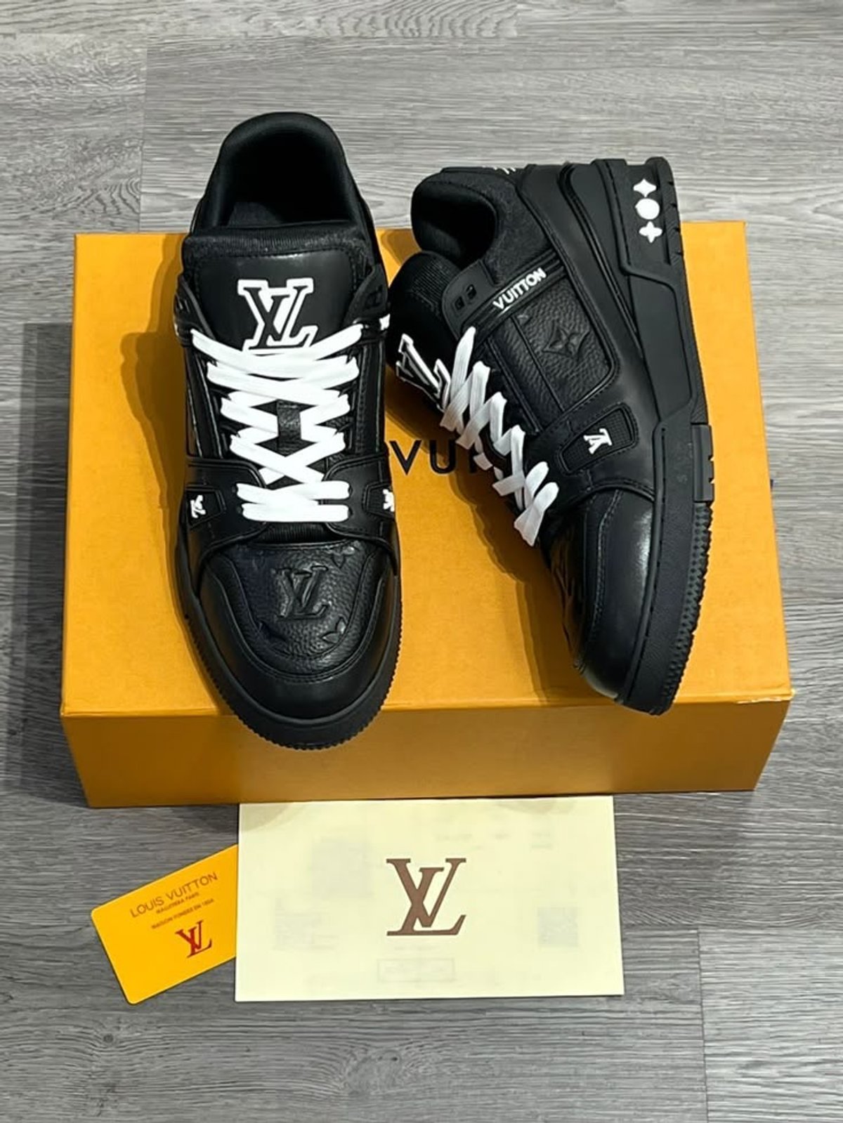 Louis Vuitton Trainer - 3