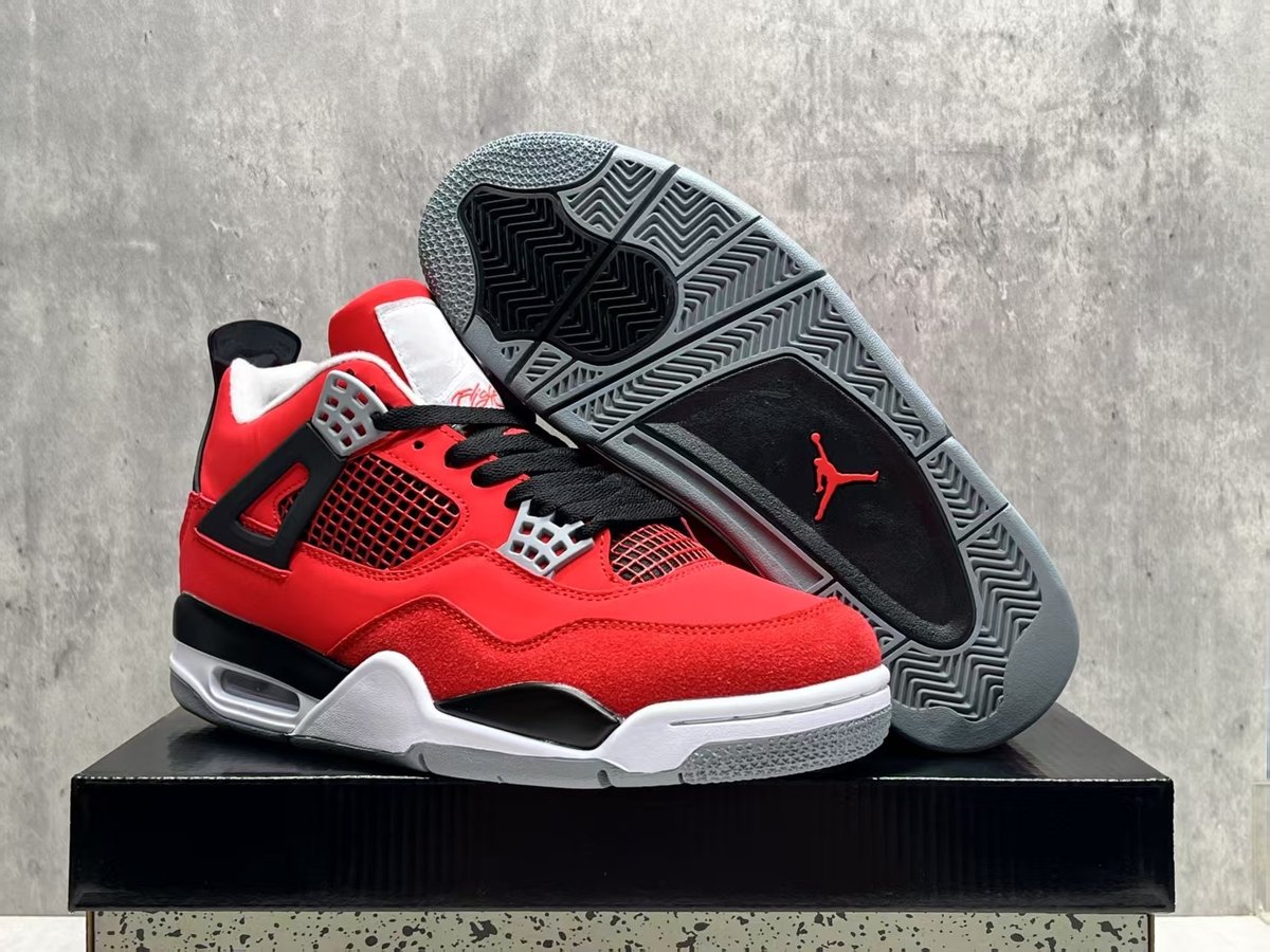 Jordan 4 Toro Bravo