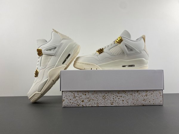 Jordan 4 metalic gold