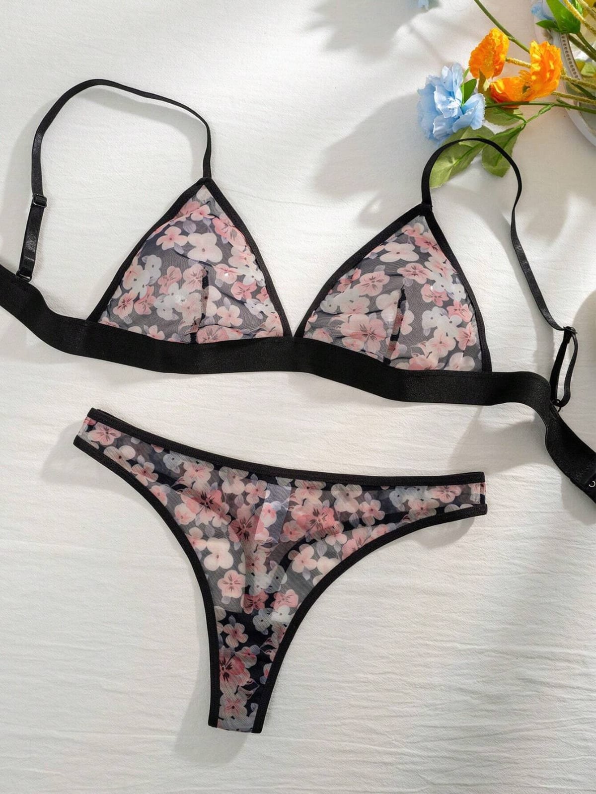 Conjunto 2 piezas - Sujetador sin aros mas tanga - Cod 2191