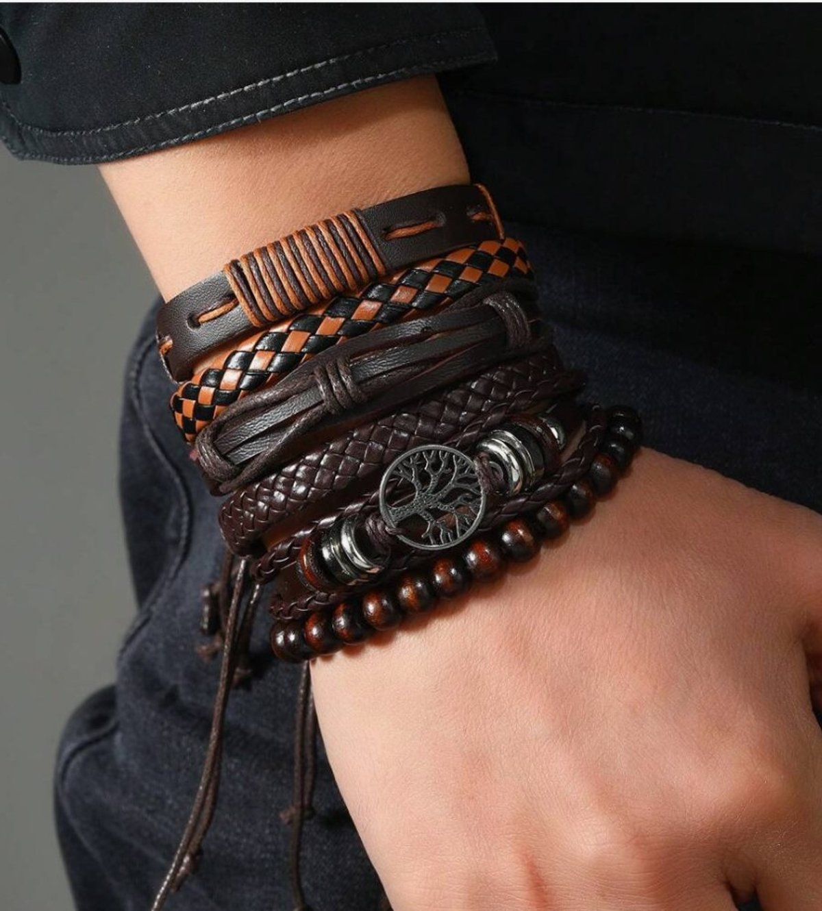 Set de 6 pulseras con diseño minimalista