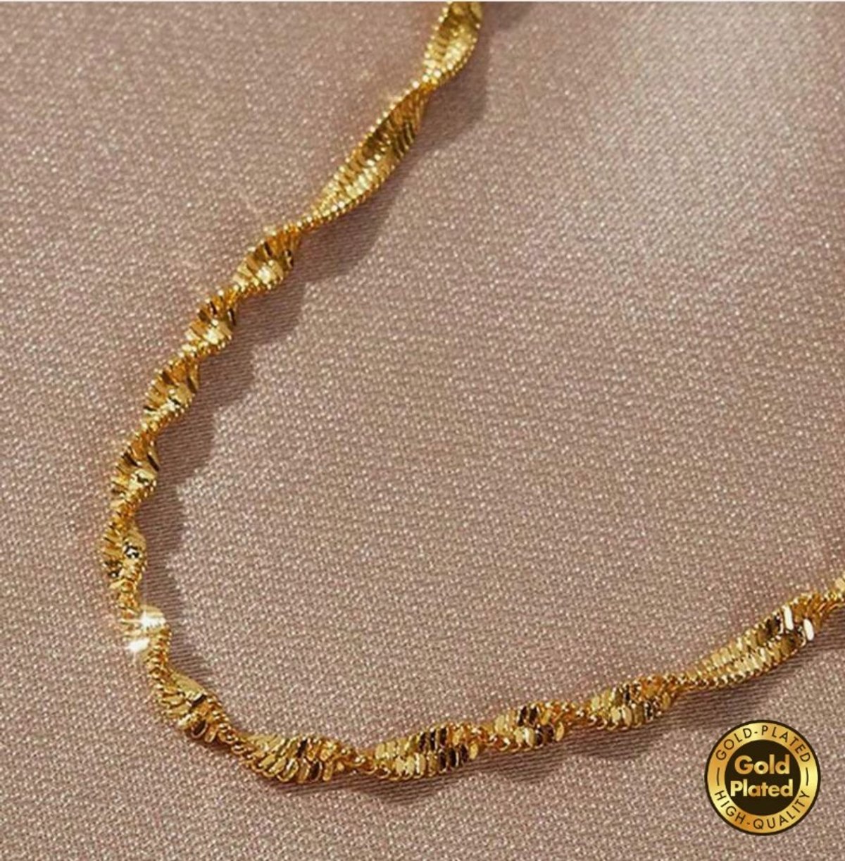 Pulsera de acero inoxidable chapado en oro de 18K - 2