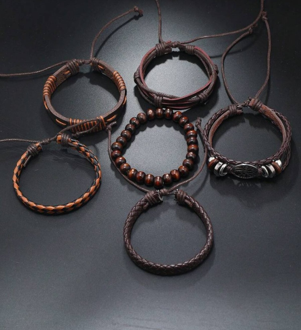 Set de 6 pulseras con diseño minimalista - 3