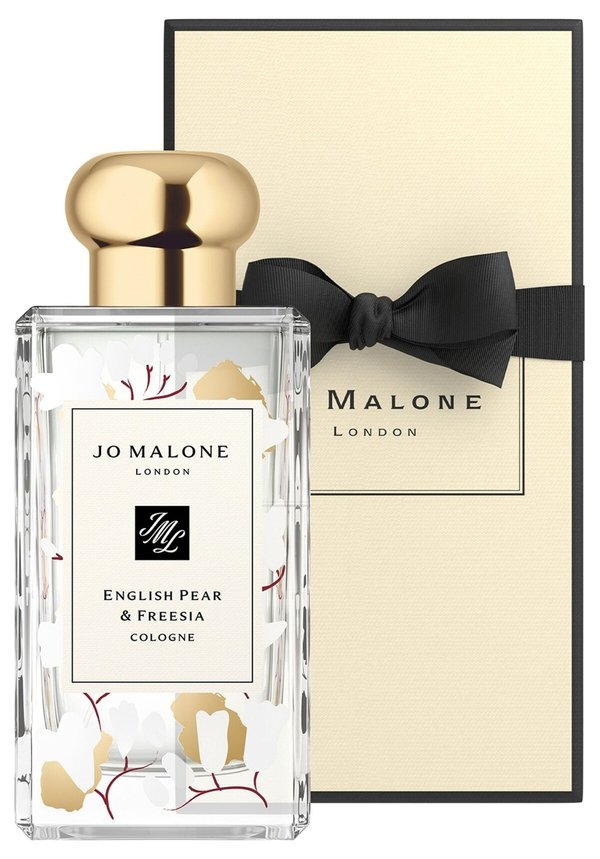 F61 ENGLISH PEAR & FREESIA