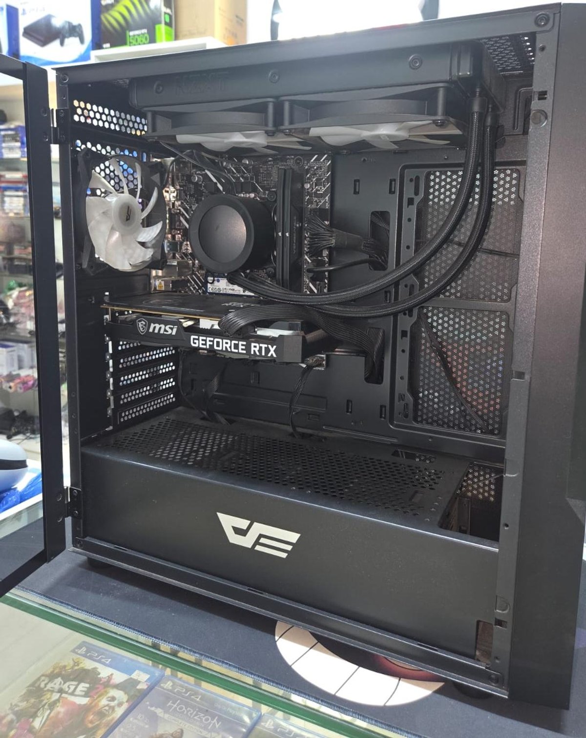 PC GAMER  - 2