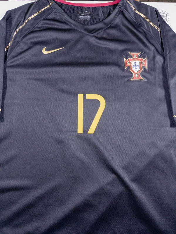 Portugal 2006 Away