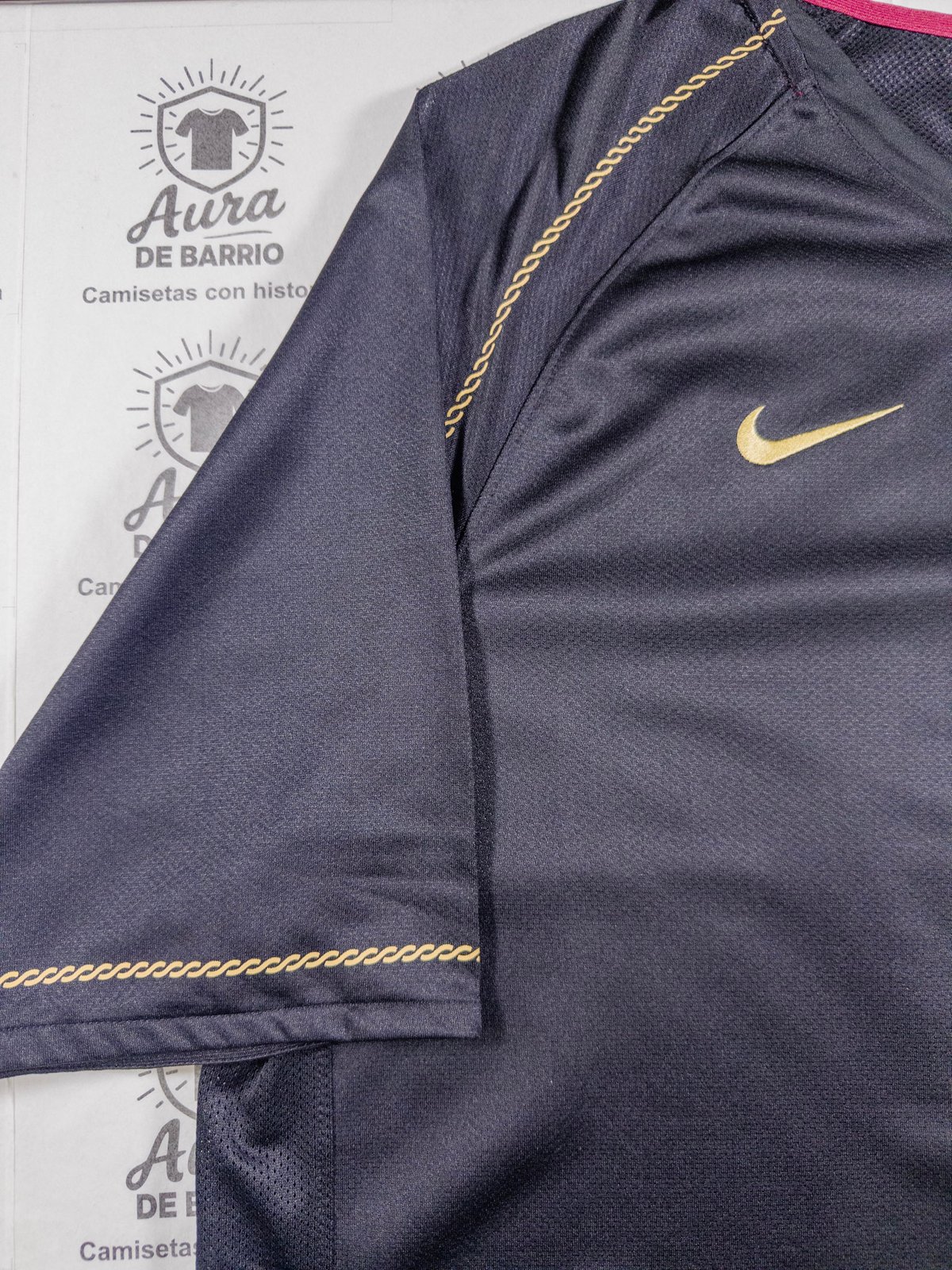 Portugal 2006 Away - 4