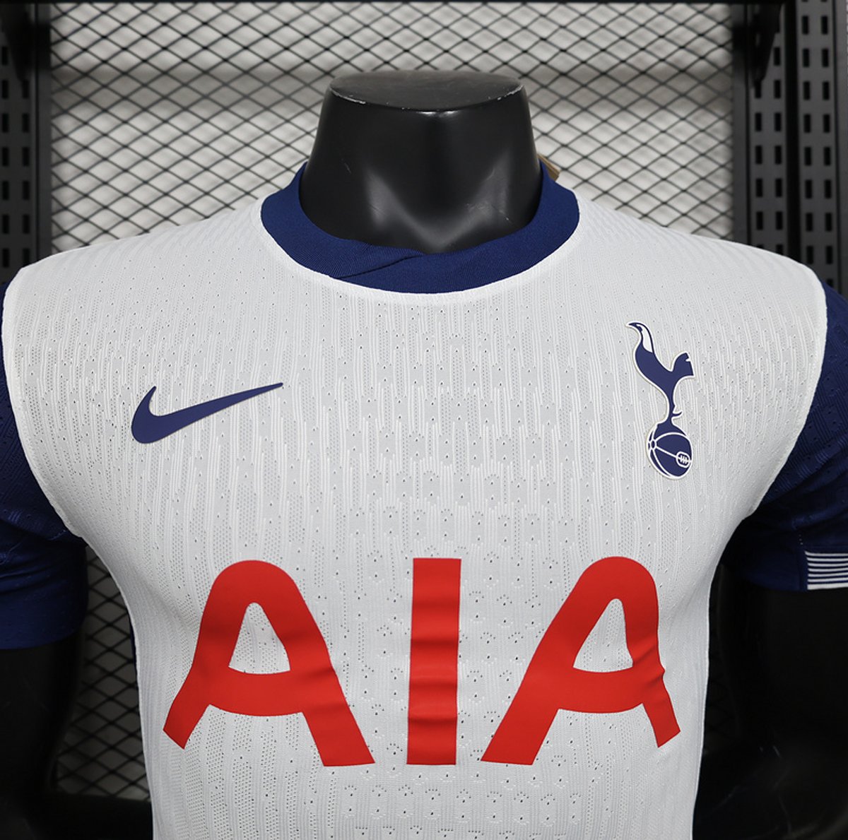 Tottenham 2024-25 Home Campeón - 3