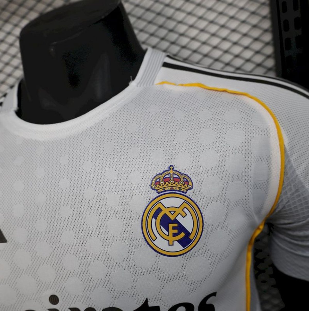 Real Madrid 2025-26 Home - 4