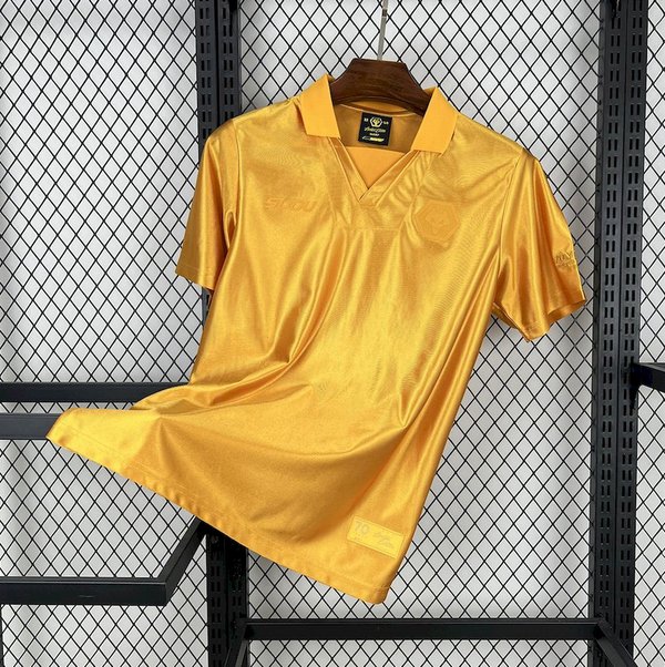 Wolverhampton 70th Aniversario