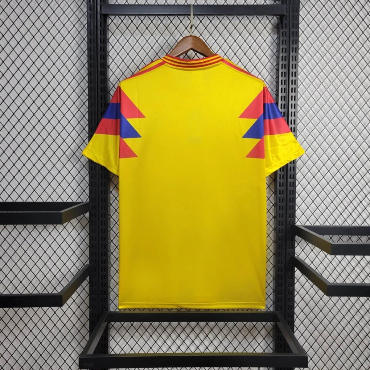 Colombia 1990 Home - 2