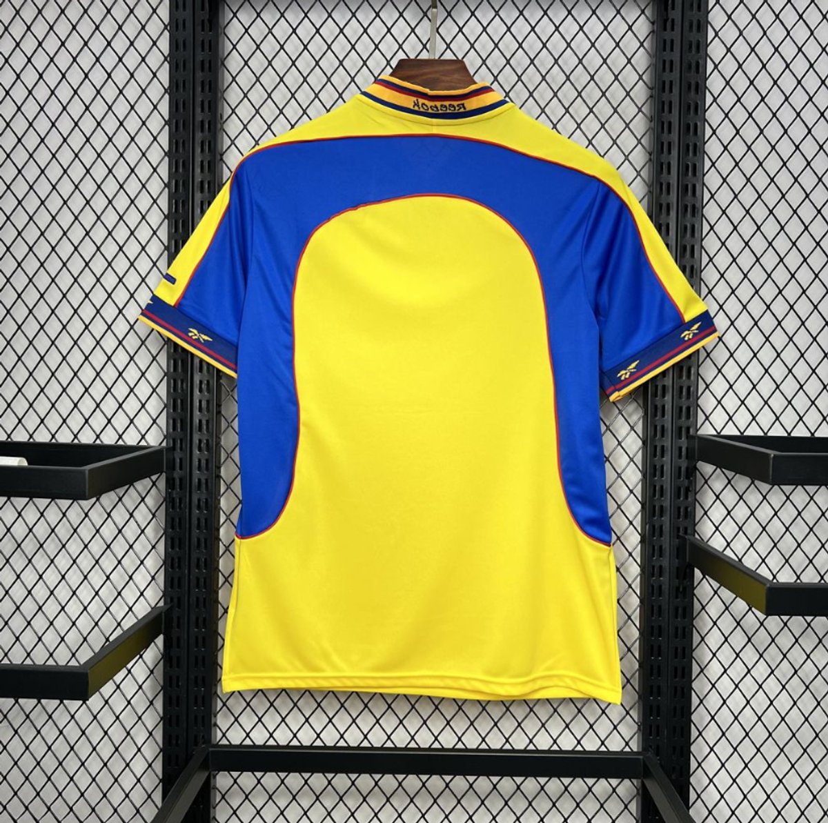 Colombia 2001 Home - 2