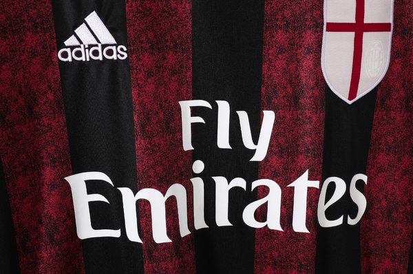 Milan 2015-2016 Home