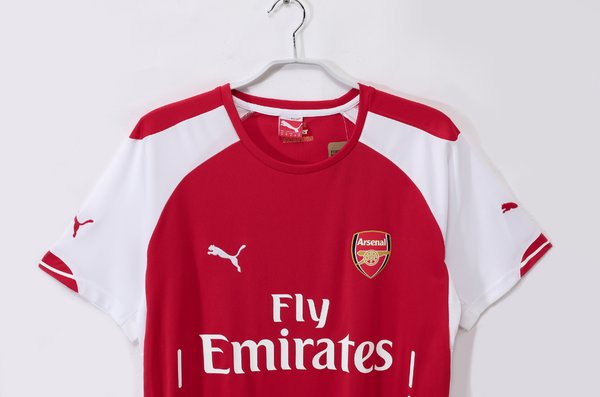 Arsenal 2015-2016 Home