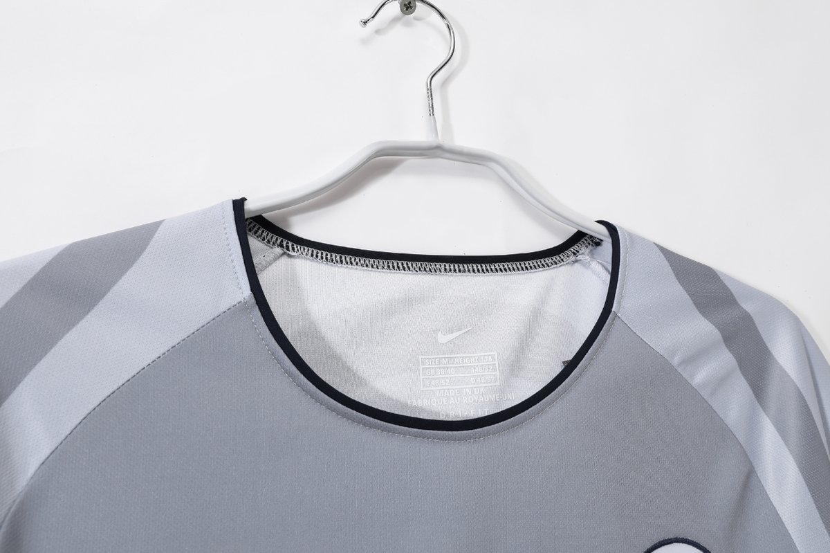 PSG 2001/02 Away - 5