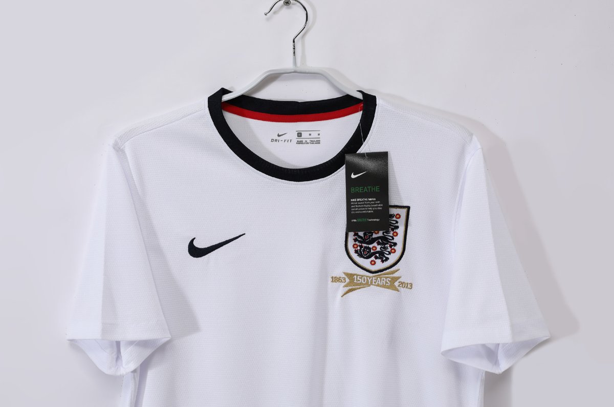 Inglaterra 2013 Home - 3