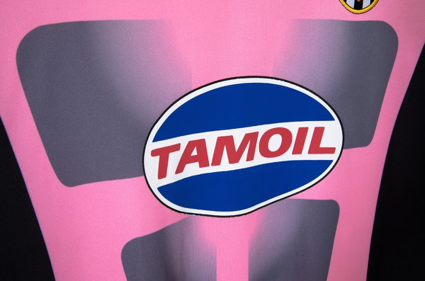 Juventus 2002/03 Away