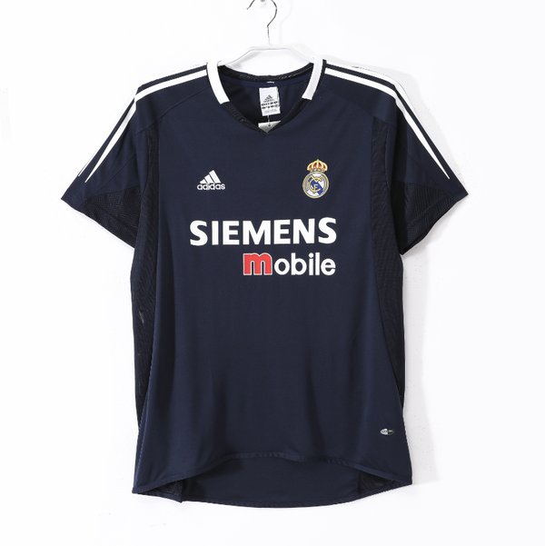 Real Madrid 2004/05 Away