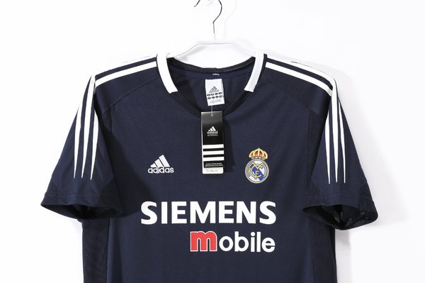 Real Madrid 2004/05 Away
