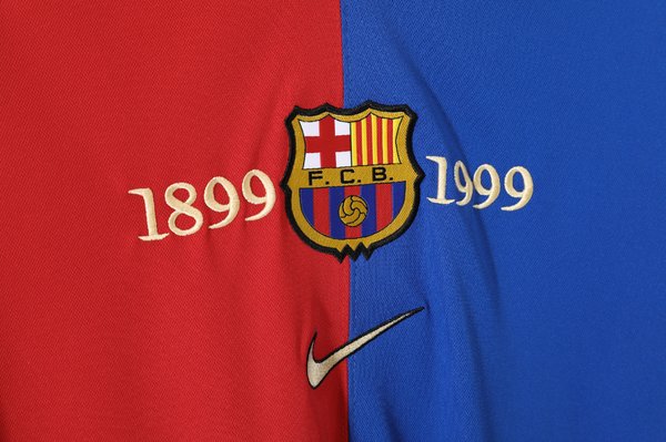 Barcelona 1999/2000 Home Mangas L.
