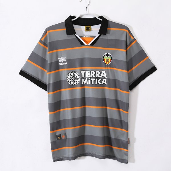 Valencia 1999/2000 third