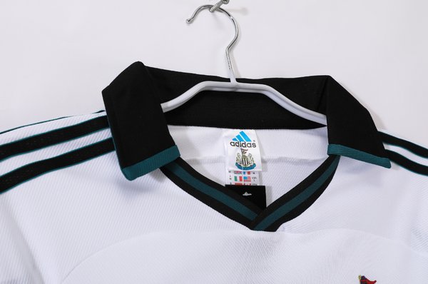Newcastle 1999/2000 Away