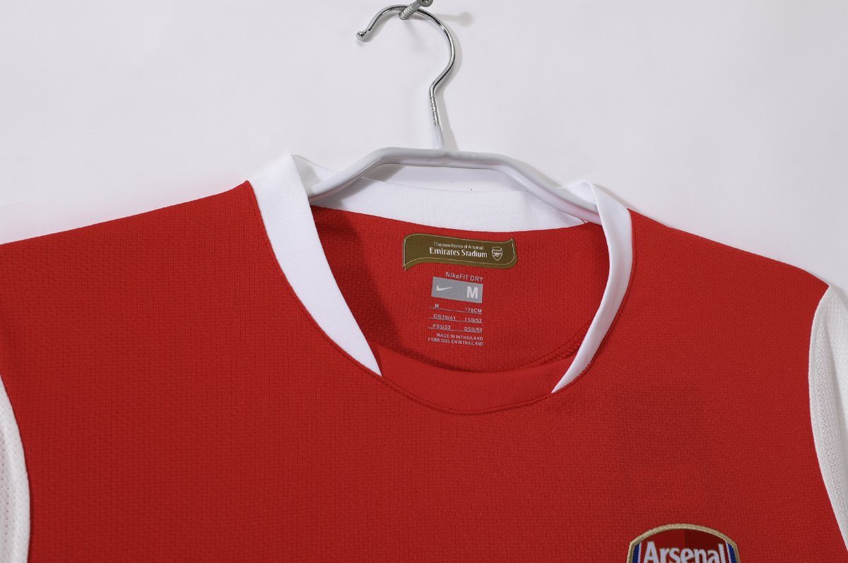 Arsenal 2006/07 Home - 6
