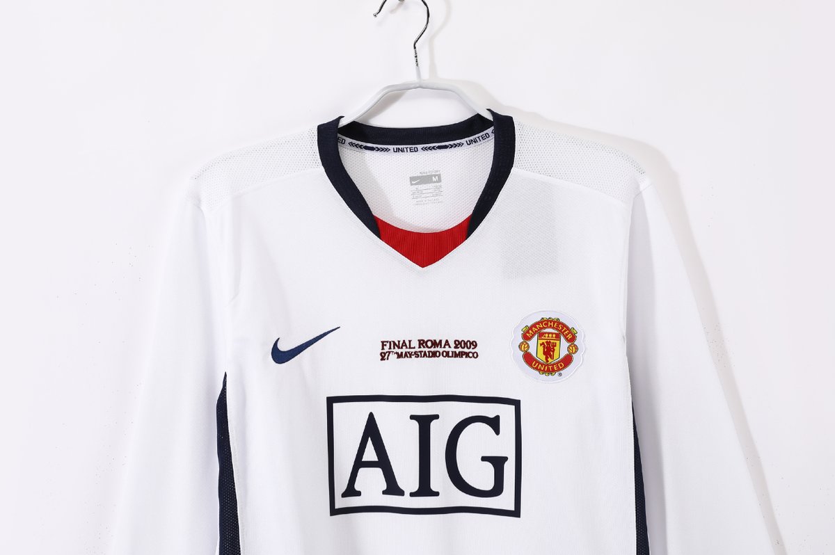 Manchester United 2008/2009 Away Mangas L - 3
