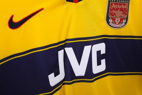 Arsenal 1997/1998 Away