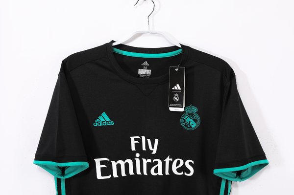 Real Madrid 2017/18 Away