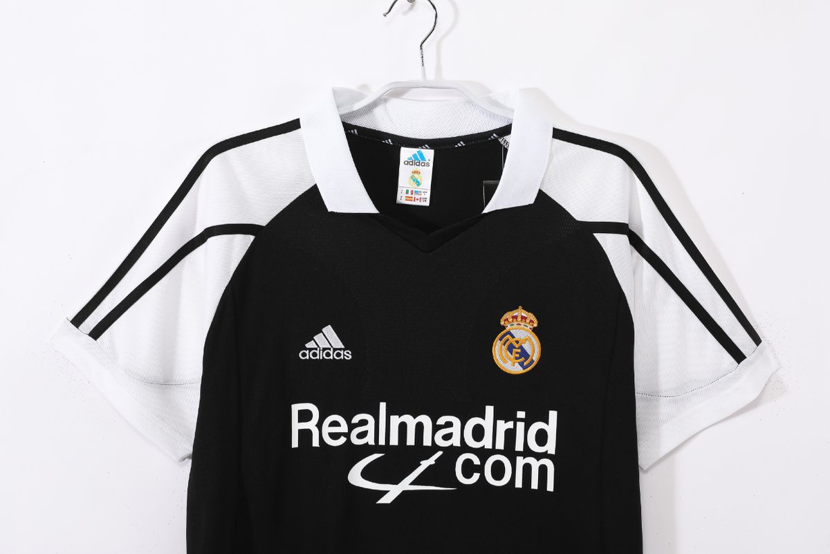 Real Madrid 2001-2002 Away - 2