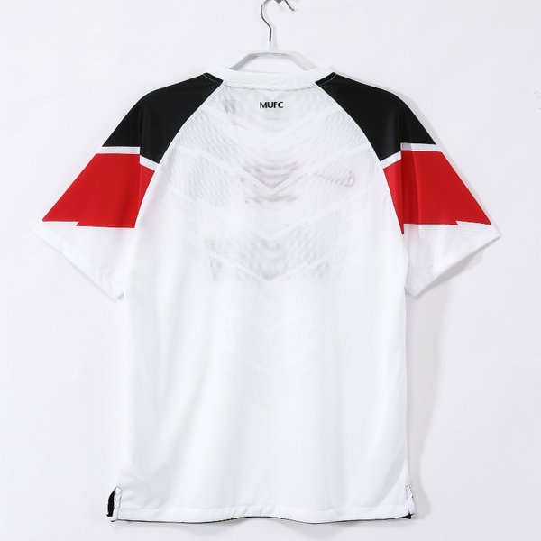 Manchester United 2010/2011 Away