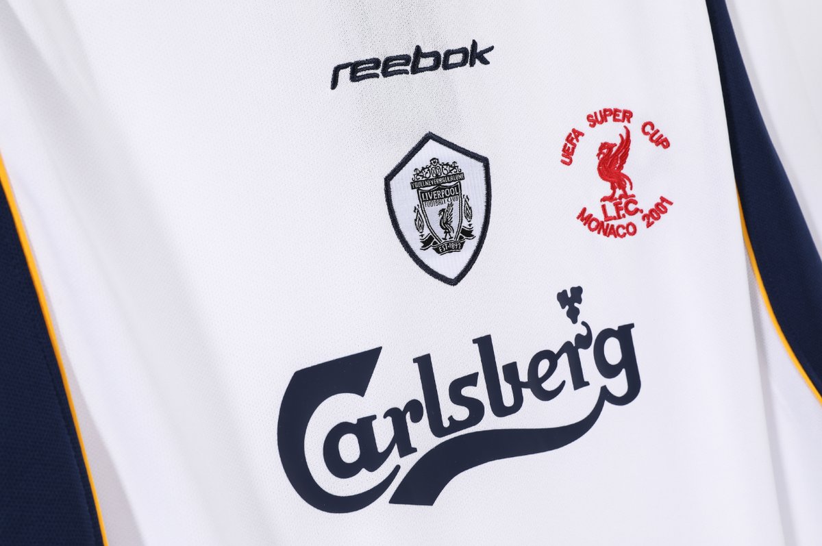 Liverpool 2001/2002 Away - 6