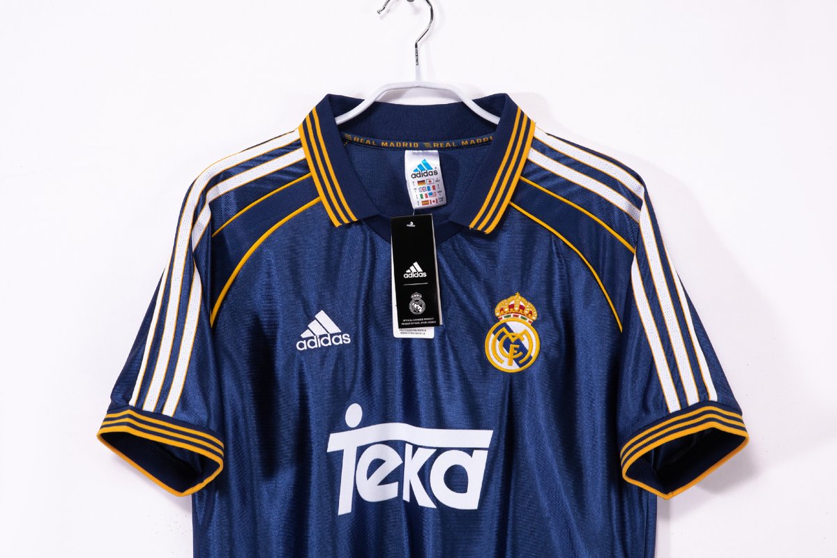 Real Madrid 1999/2000 Third - 2