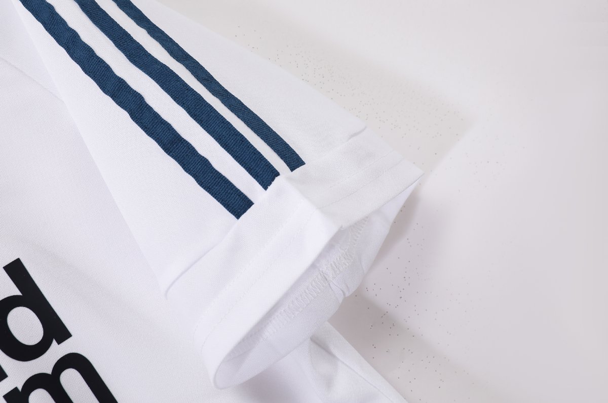 Real Madrid 2001/2002 Home - 3