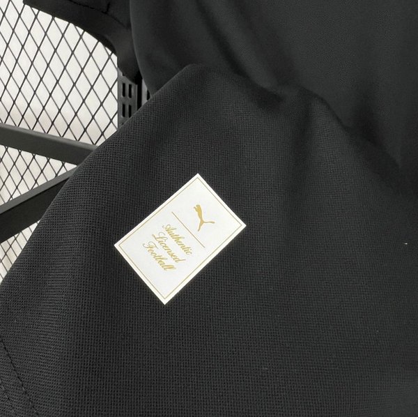 Milan 2025/26 Edicion especial Arquero