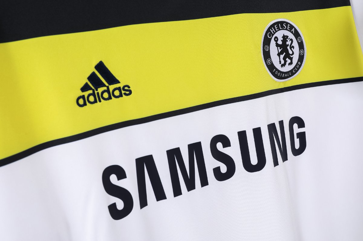 Chelsea 2011/2012 Away - 5