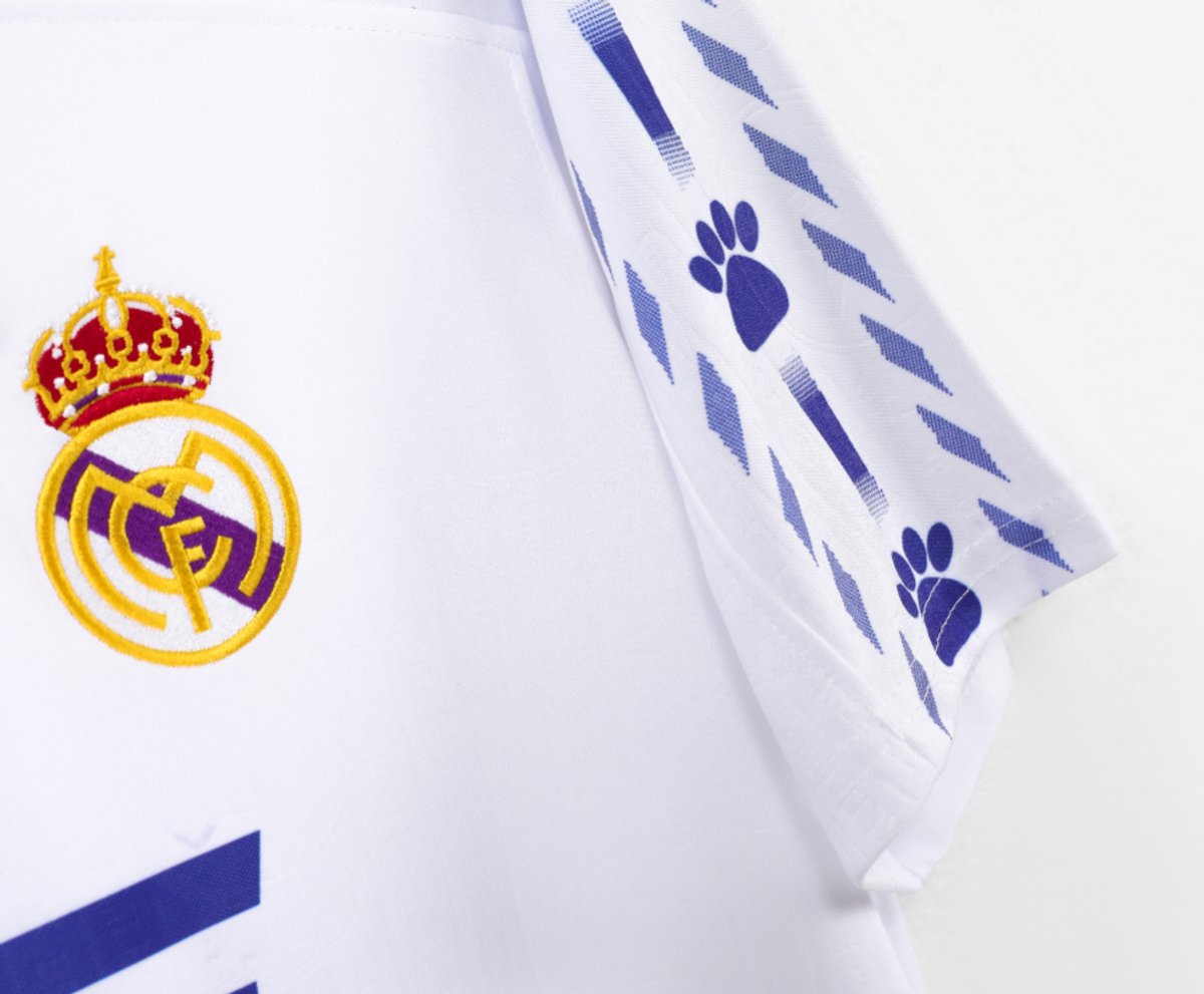 Real Madrid 1996/1997 Home - 4
