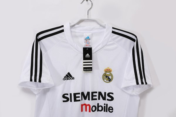 Real Madrid 2004/05 Home