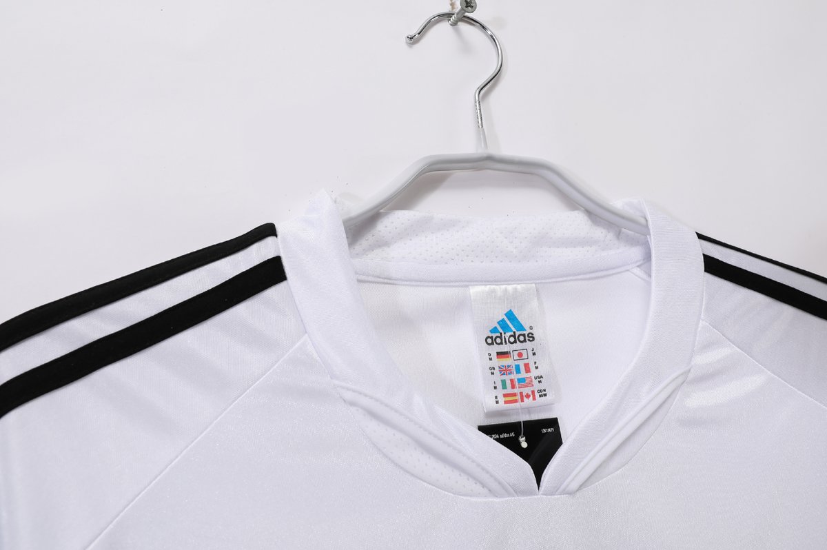 Real Madrid 2004/05 Home - 6