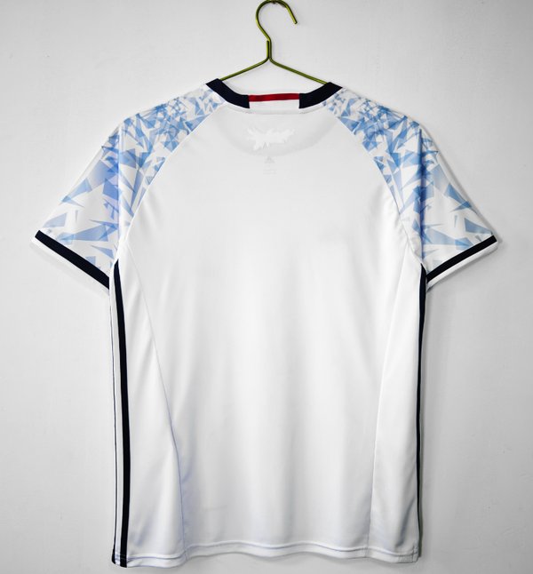 Japón 2016/2017 Away