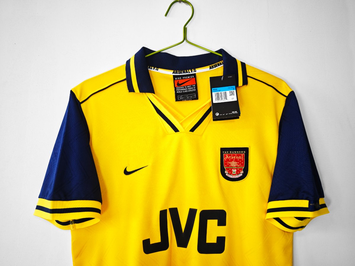 Arsenal 1996/1997 Away - 3