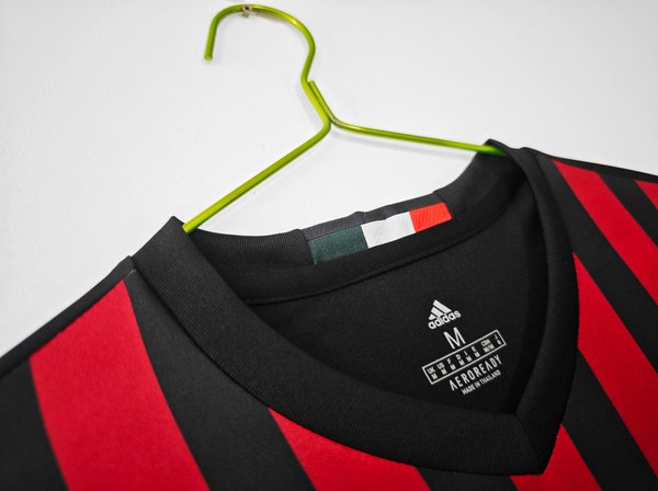 Milan 2016/2017 Home